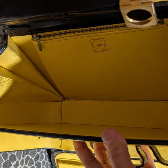 Vintage Greta Italian leather train case/cosmetic bag - Picture 7 of 15